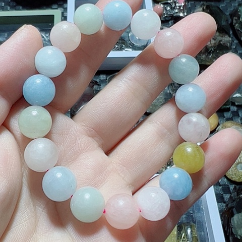 水晶手链未镶嵌10➕摩根石手链