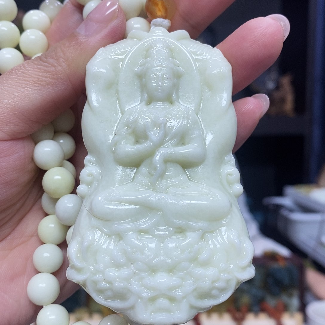 未镶嵌岫玉挂件吊坠