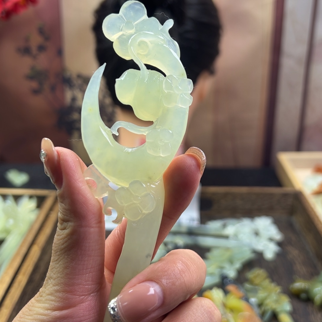 蛇纹石玉发簪未镶嵌