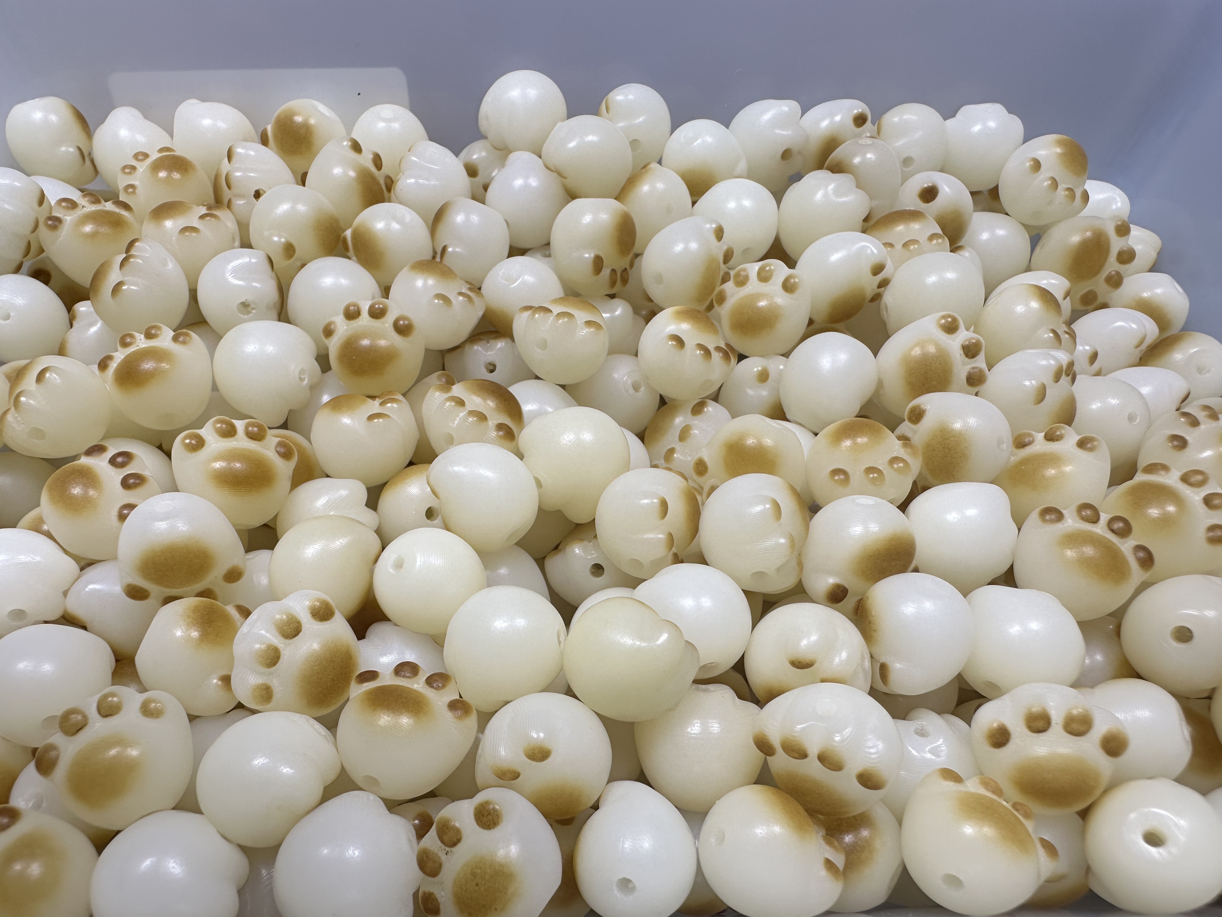 菩提根雕刻炭烧小猫爪散珠卡13mm