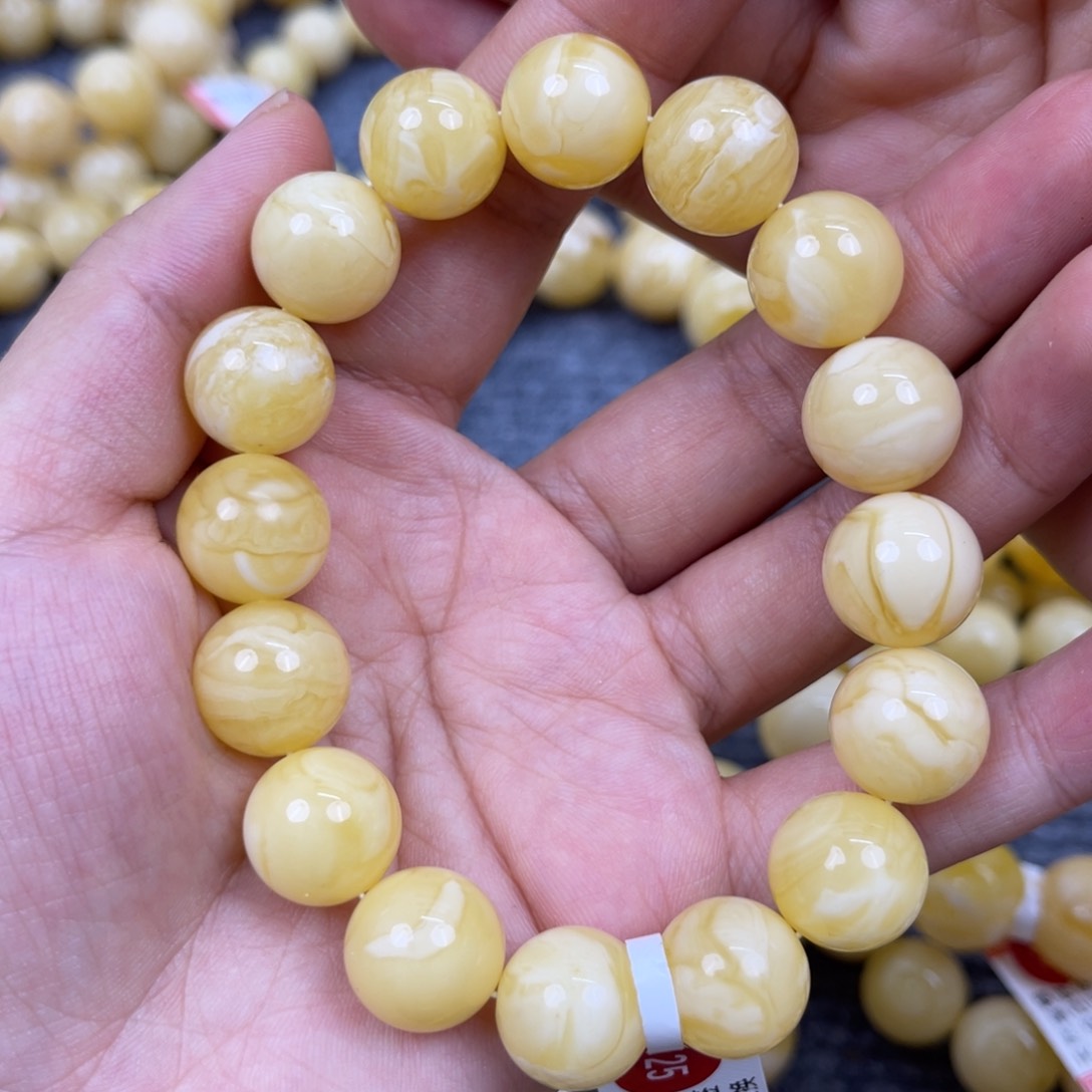 未镶嵌琥珀裸石尺寸13.5