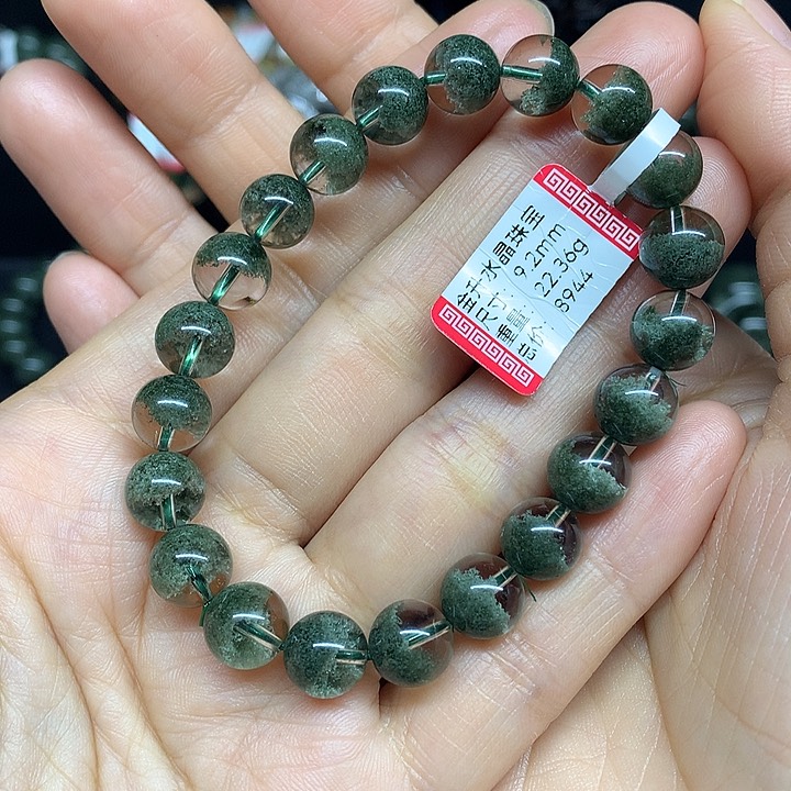 水晶手串未镶嵌周*好天然水晶