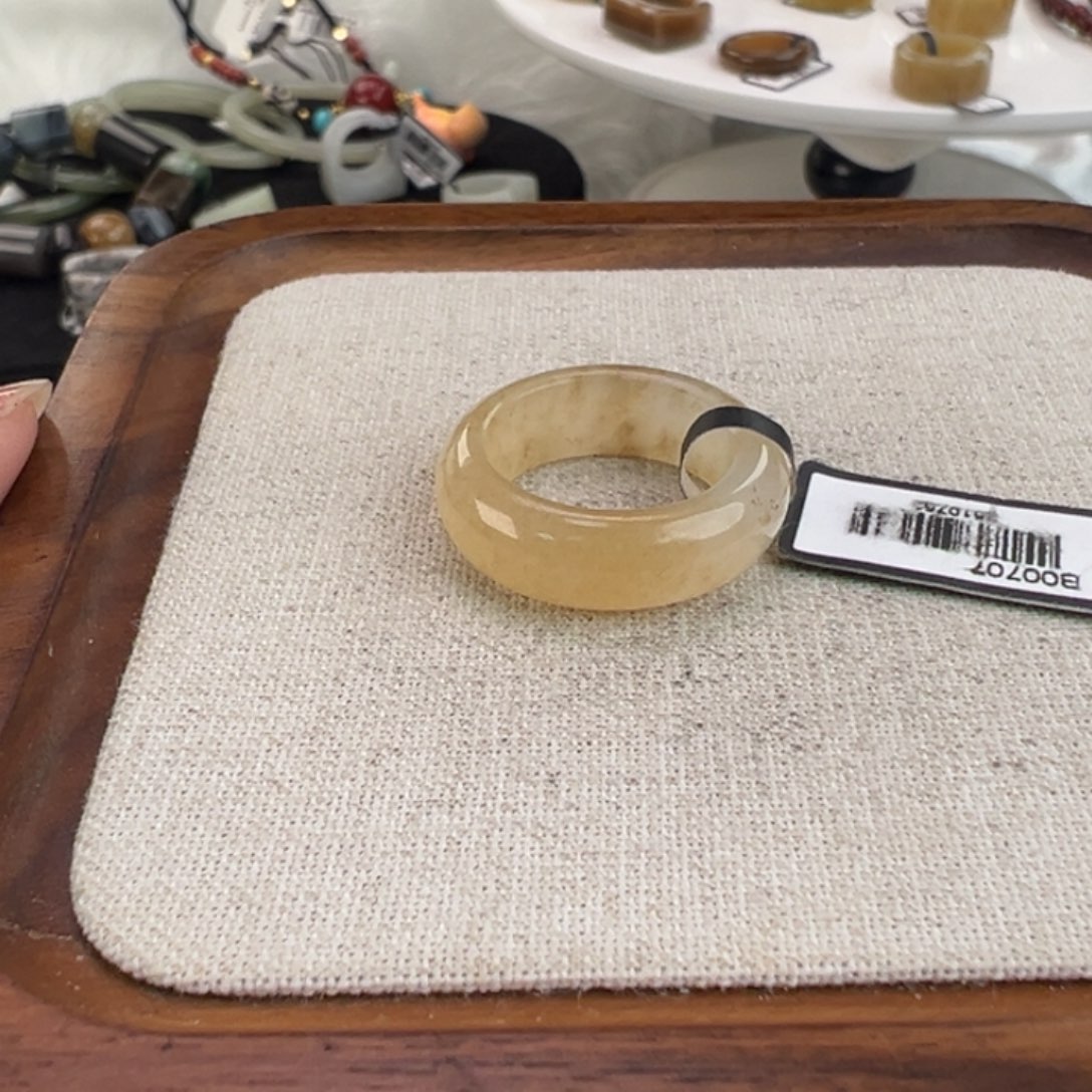 和田玉未镶嵌戒指w10桂花渐变18.2不退换