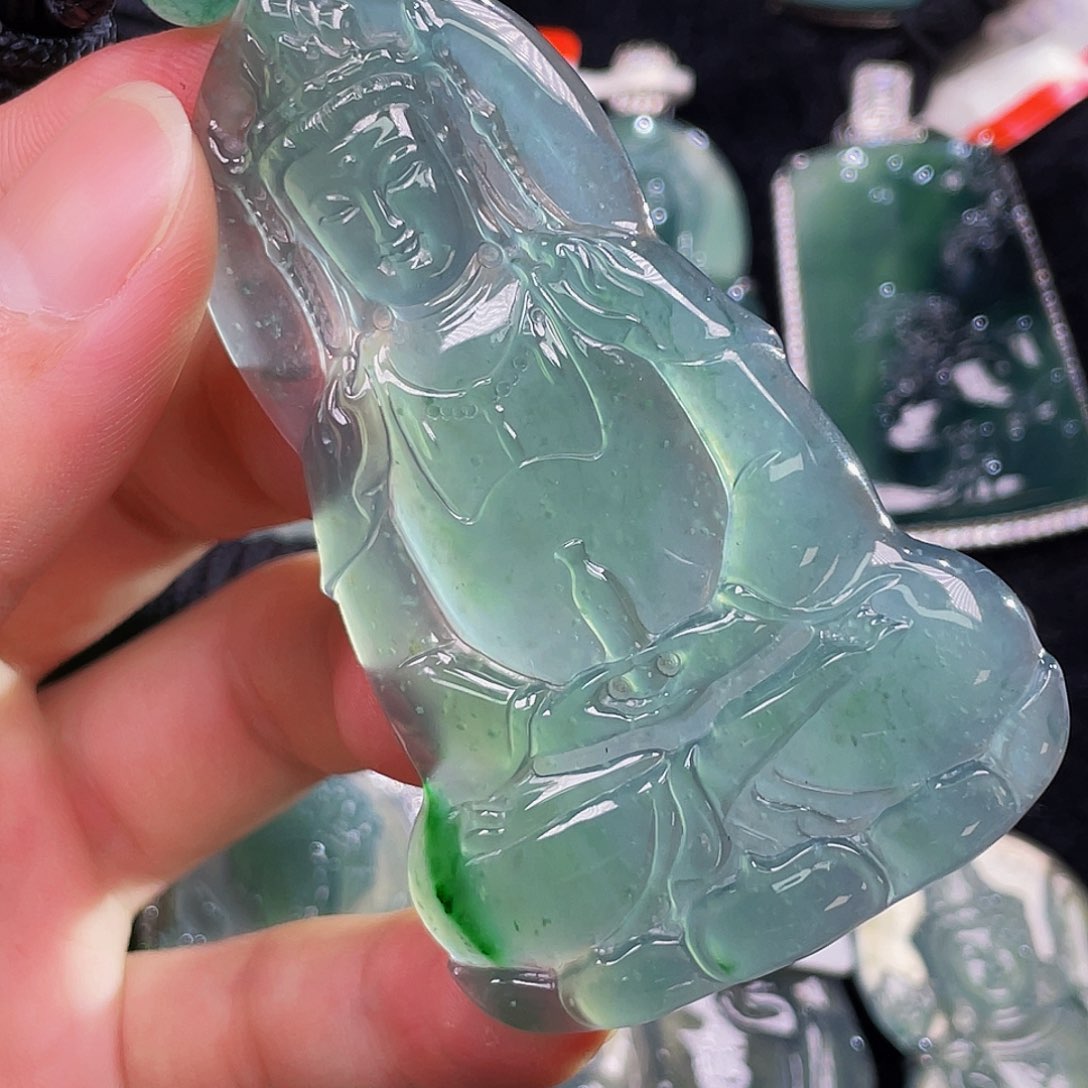 翡翠颈饰未镶嵌5，