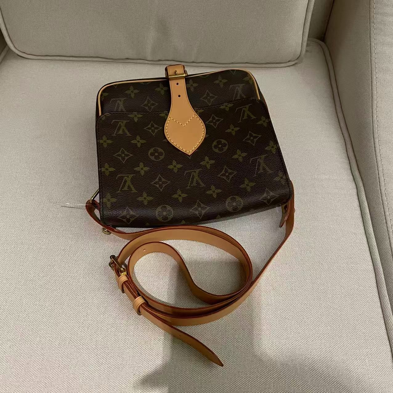 修复品LouisVuitton/路易威登 12624903/二弟/7185/单肩包