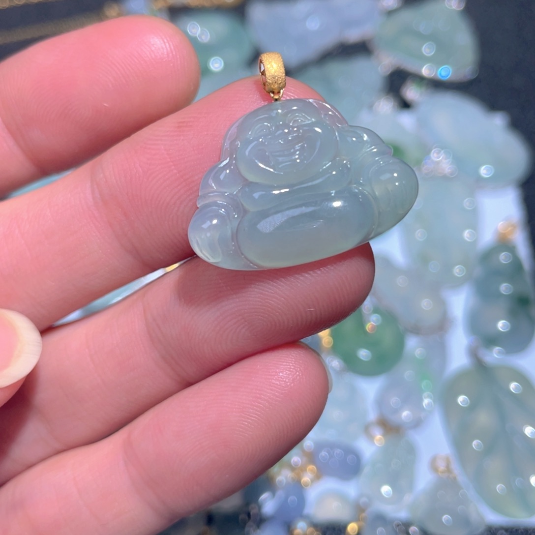 翡翠颈饰18K金镶嵌翡翠