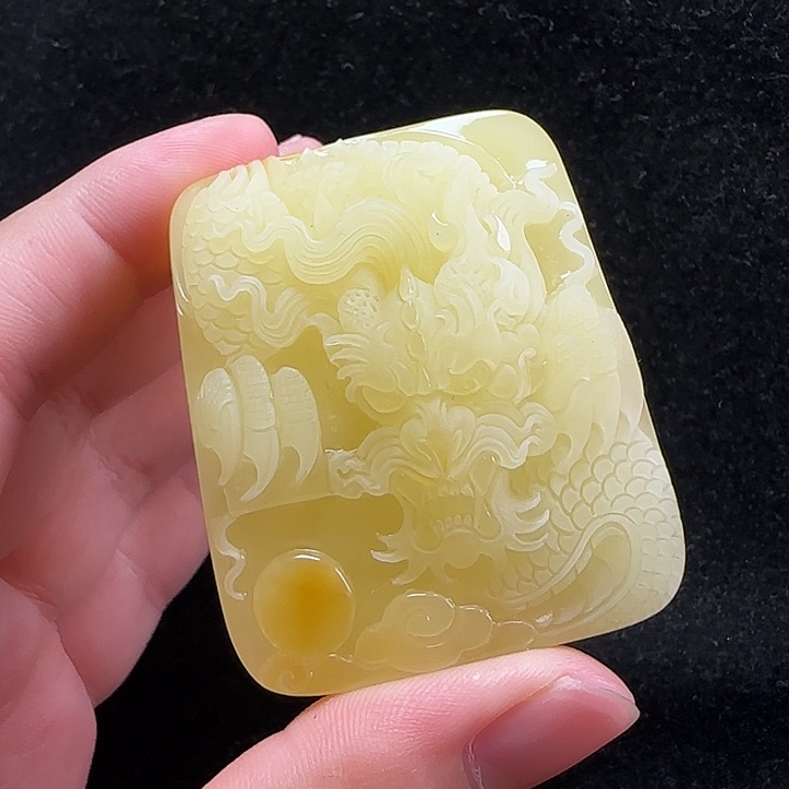 未镶嵌蜜蜡珠宝奇石