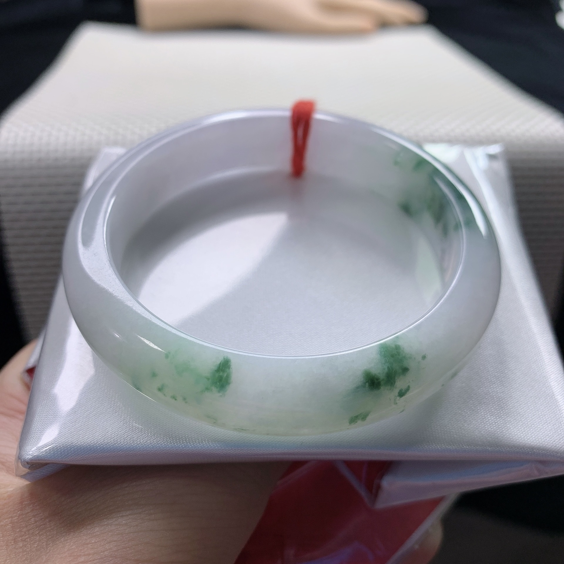 细糯56圈飘花翡翠玉镯 时尚百搭女款正品缅甸天然A货翡翠手镯3872