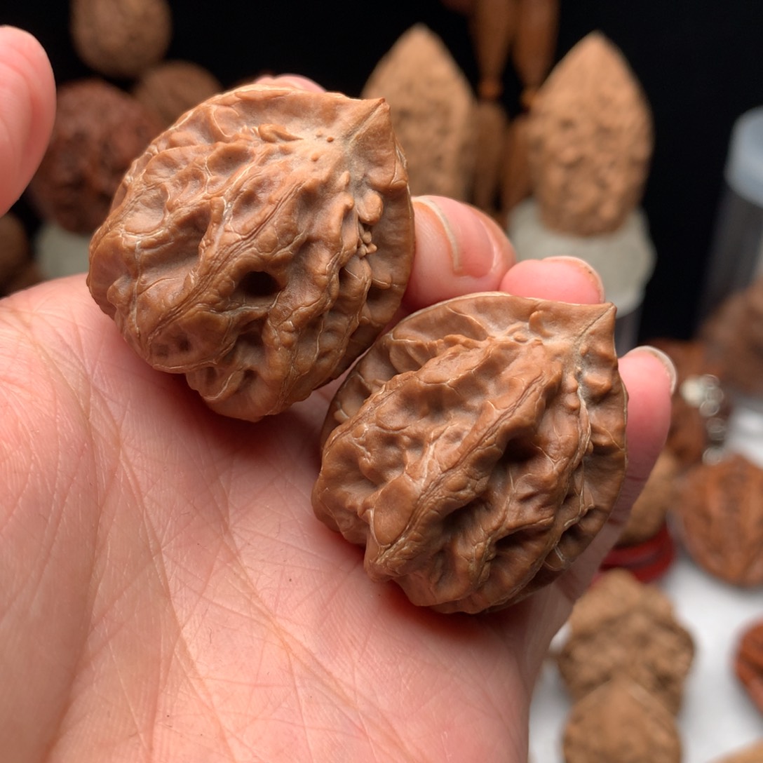 文玩核桃吊坠小武核桃14金钱底