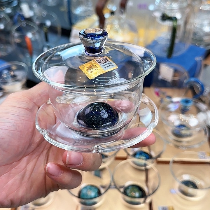 禾器斑斓沁莲盖碗