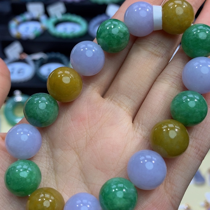 翡翠手链未镶嵌翡翠