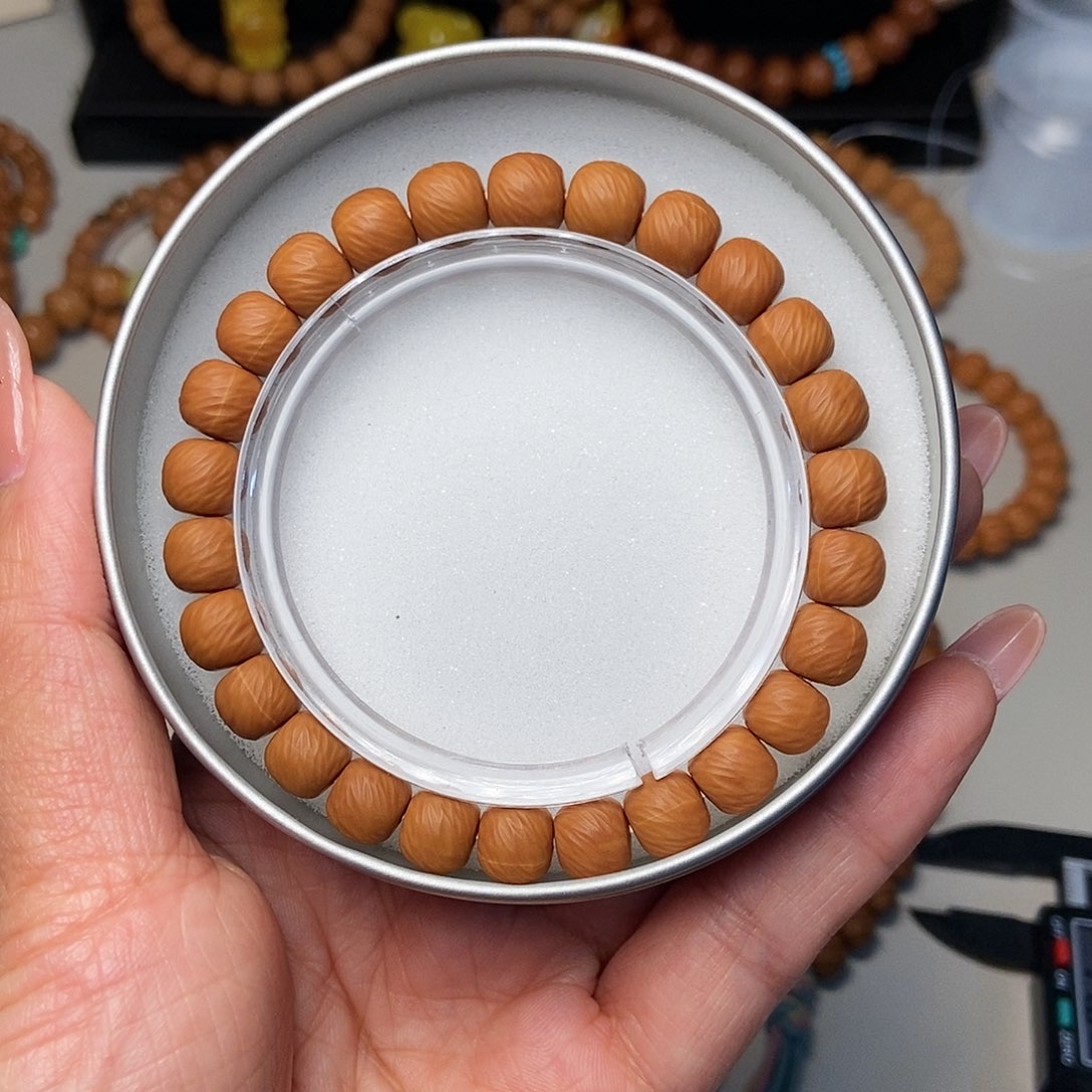 手串猴头核桃猴头云锦尺寸09左右