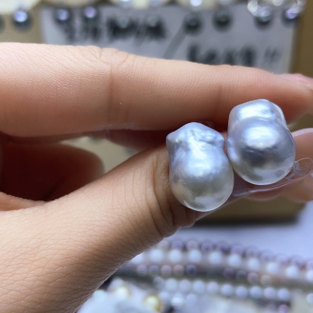 海水珍珠耳饰18K金镶嵌