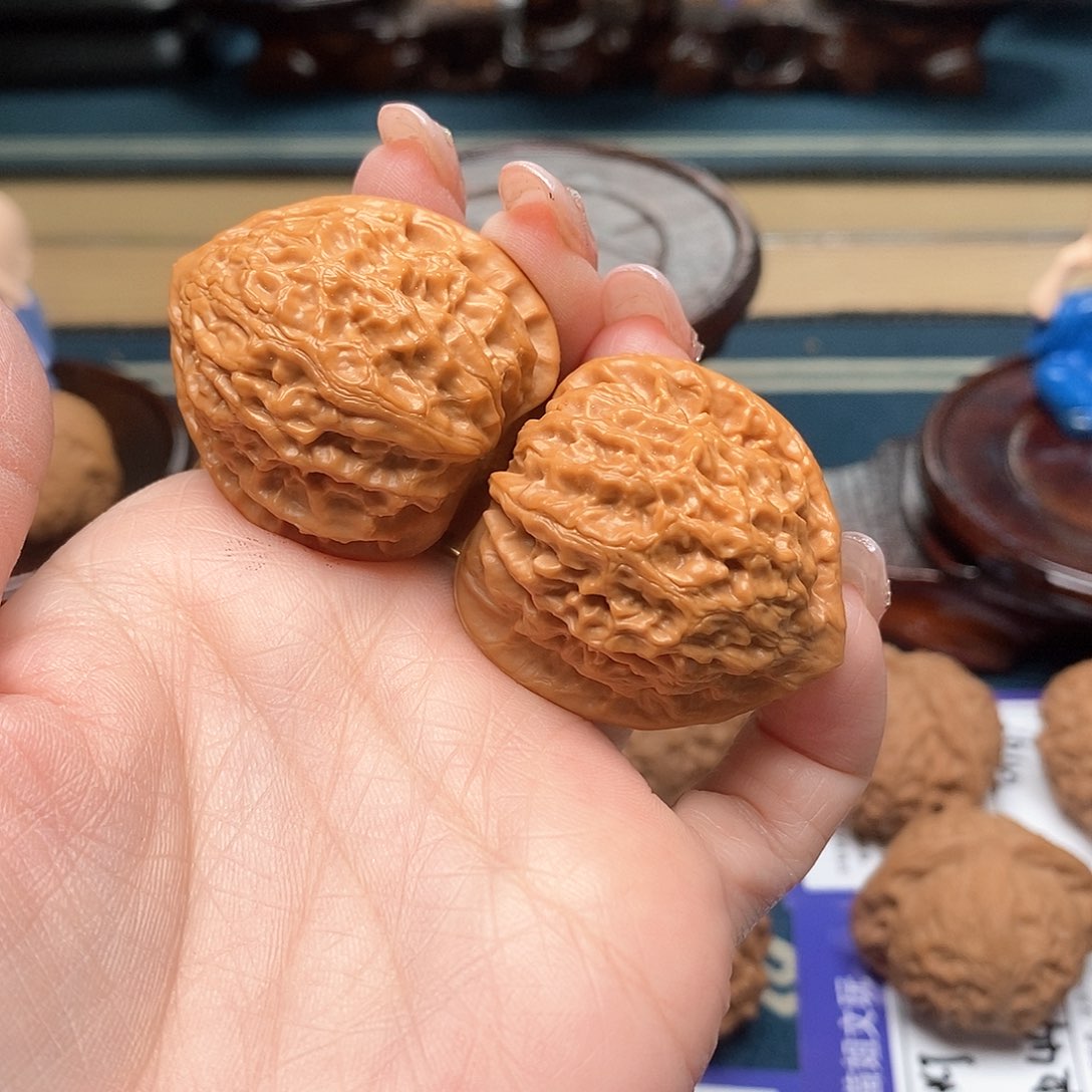 文玩核桃把件金牛35