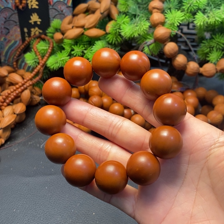 橄榄核手串1.95微瑕光珠