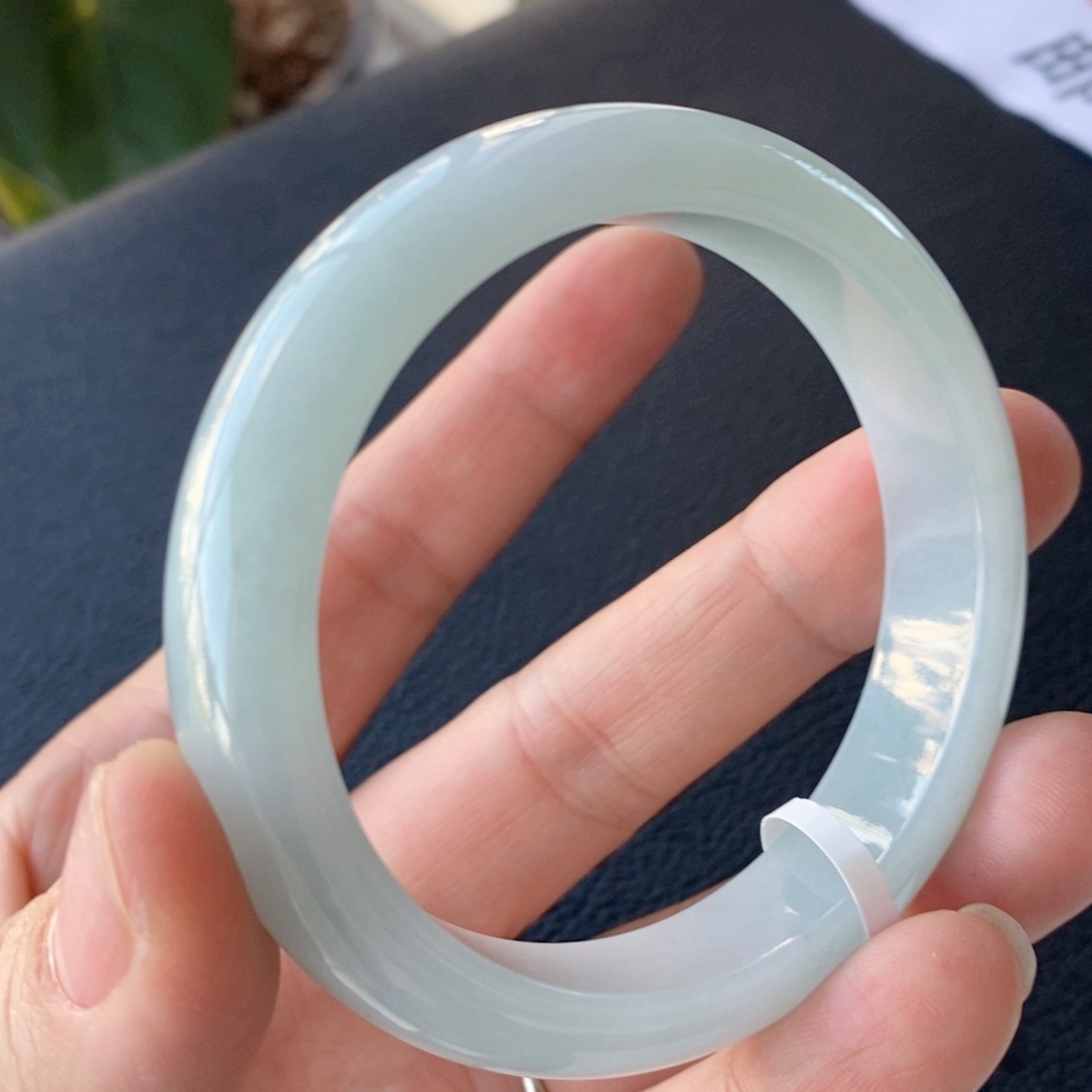 翡翠未镶嵌手镯6号