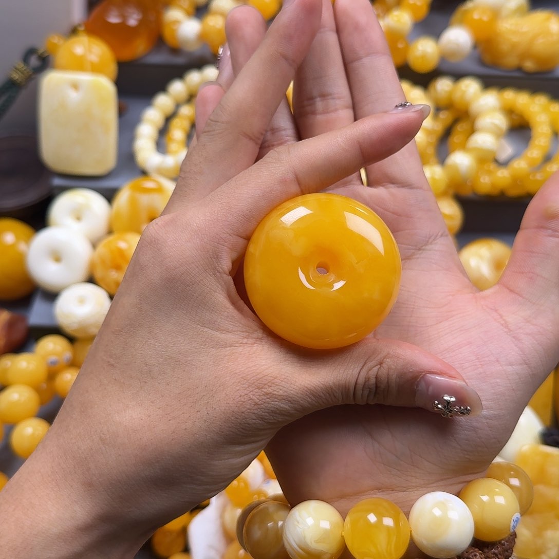 琥珀珠宝奇石未镶嵌平安扣