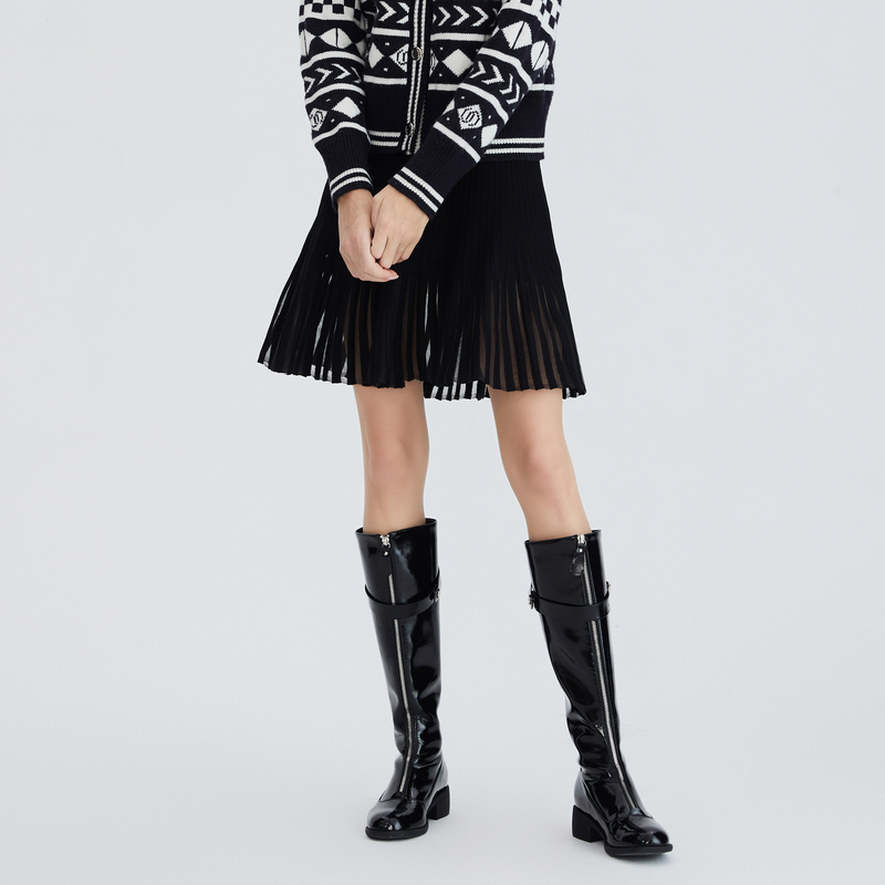 OBEG欧碧倩小香风时尚秋冬半身裙A字百褶针织单裙10424139