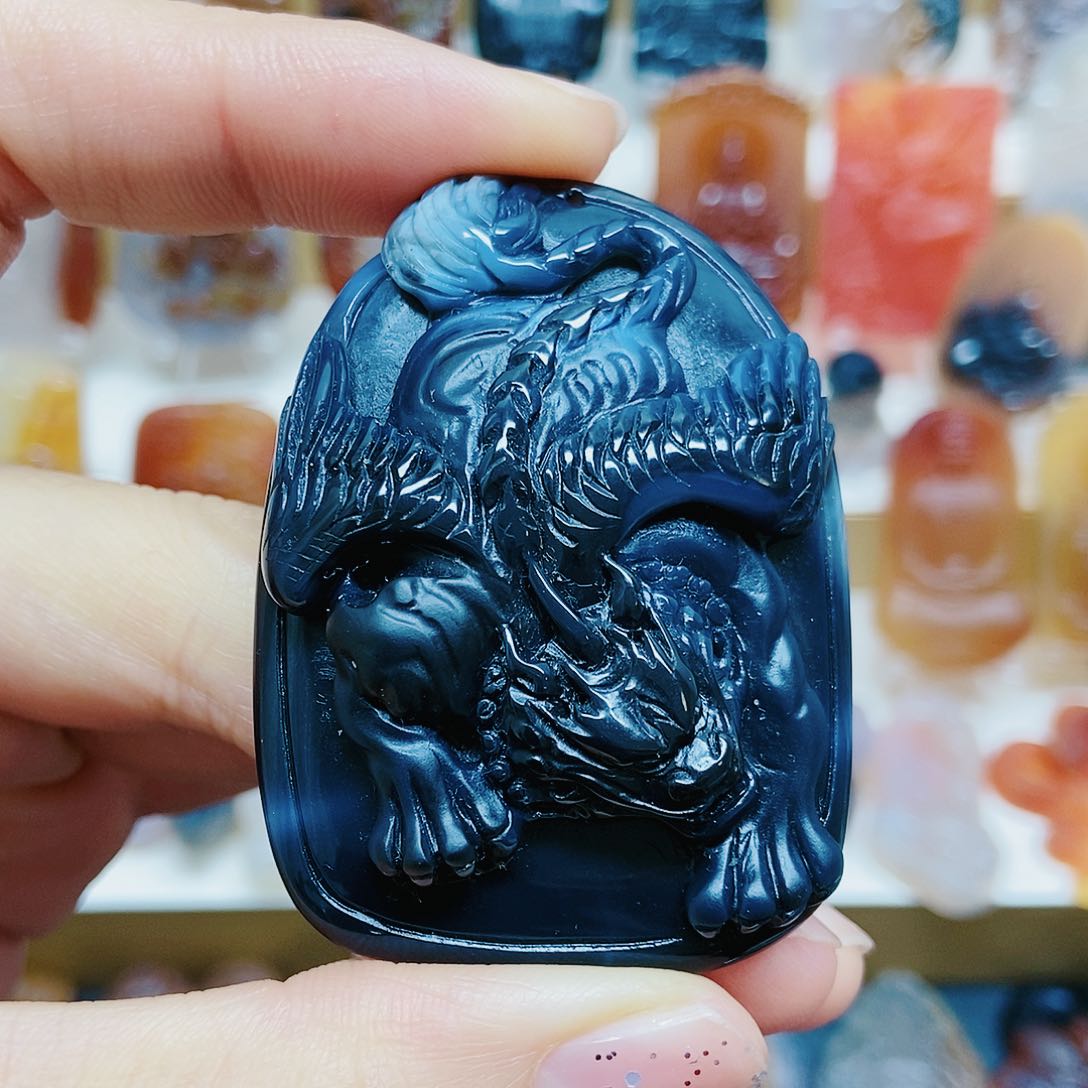 玛瑙/玉髓颈饰未镶嵌