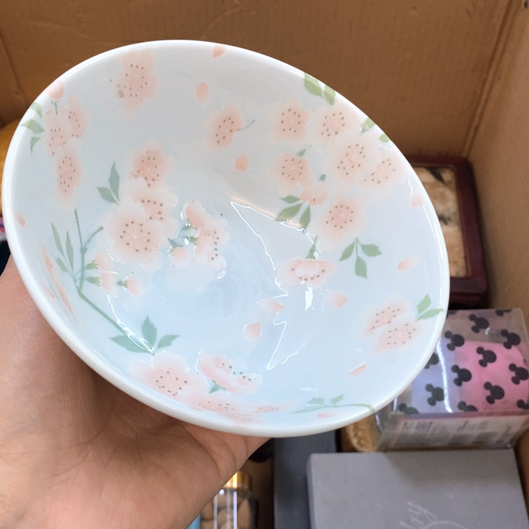 瓷片哈哈哈哈哈哈 