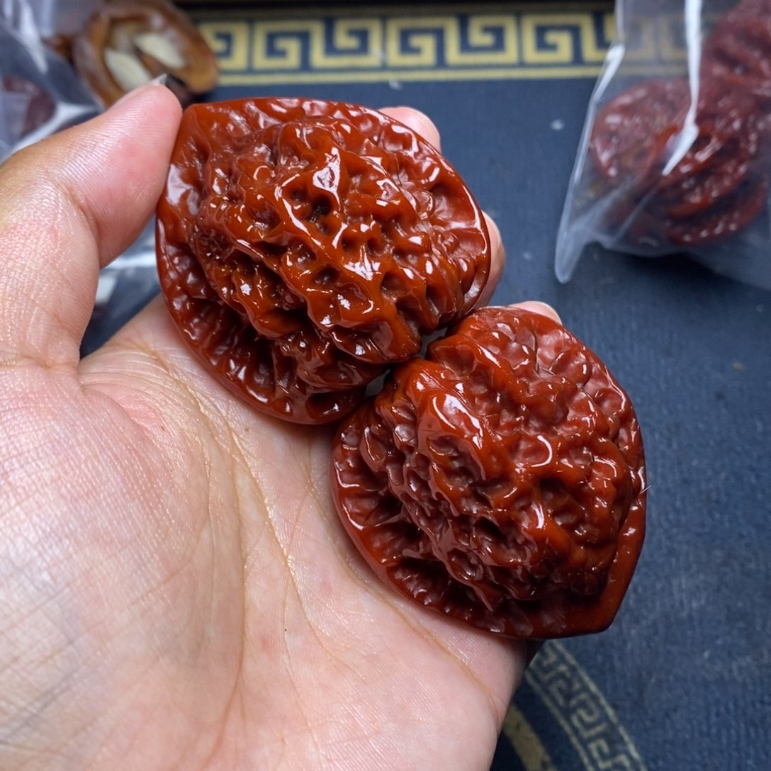 文玩核桃吊坠官帽45
