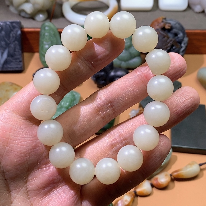 【闪购商品】和田玉挂件未镶嵌满****红