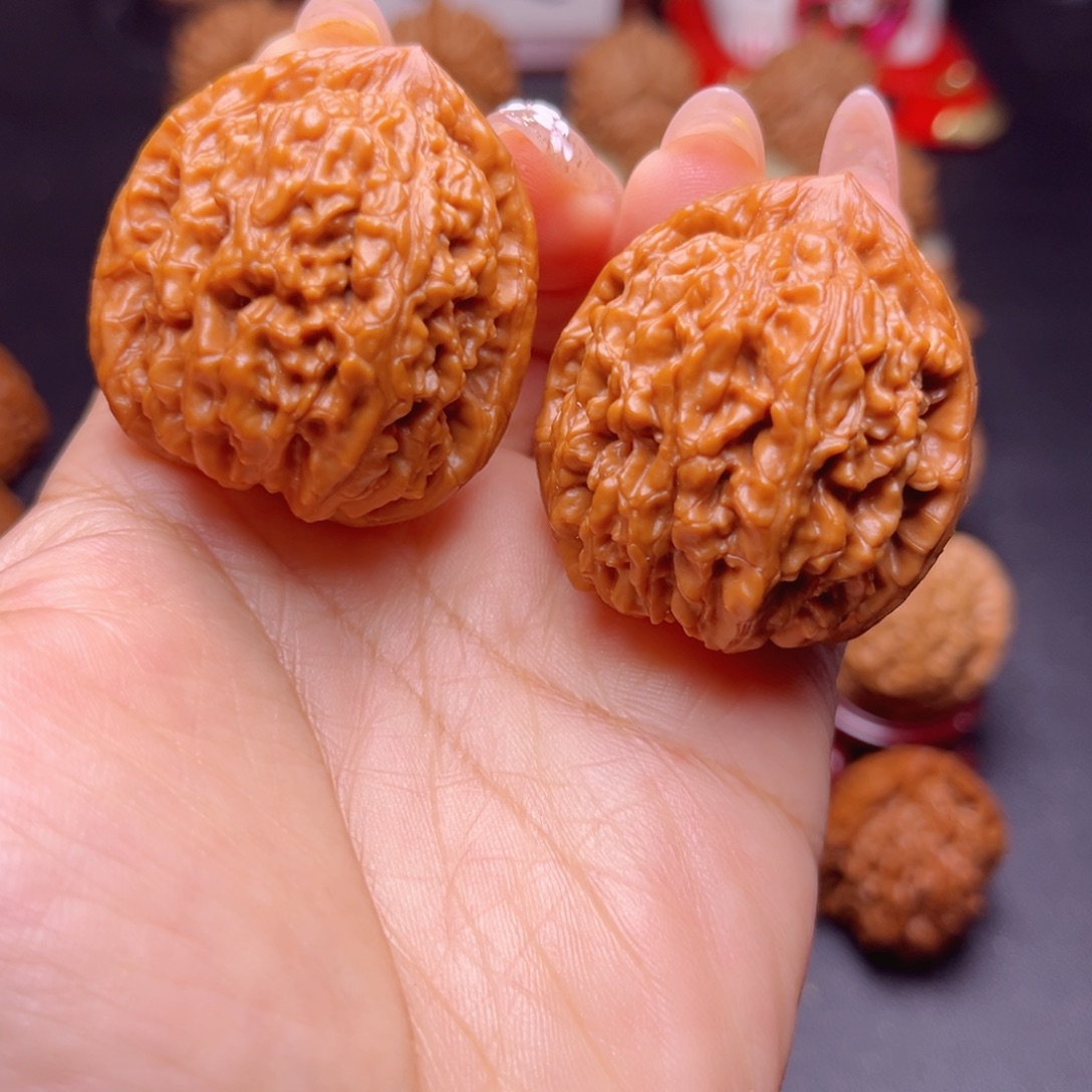 文玩核桃吊坠野生小众蚂蚁王