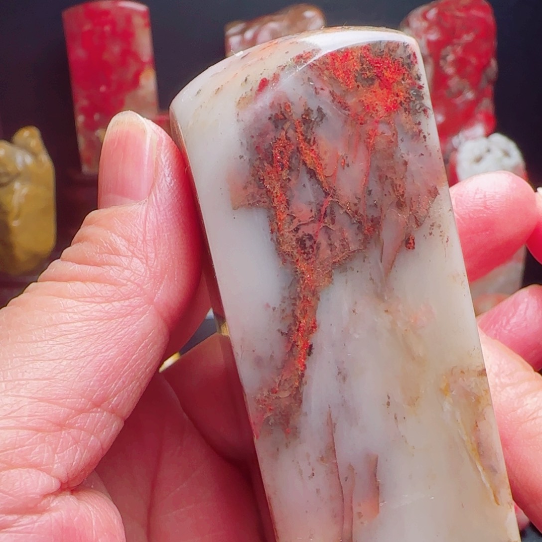 昌化石昌化鸡血石