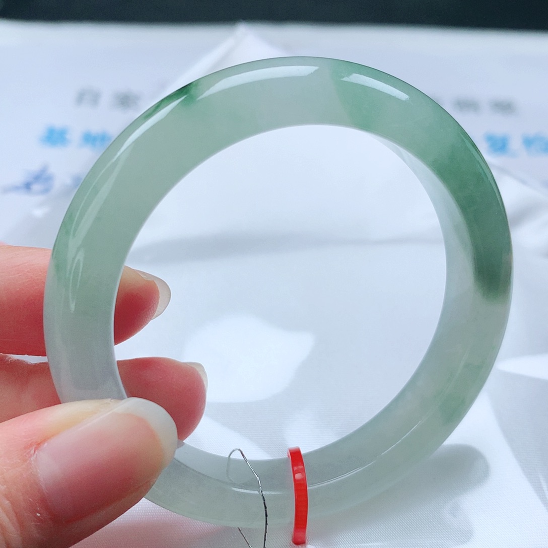 翡翠手镯未镶嵌51➕圈