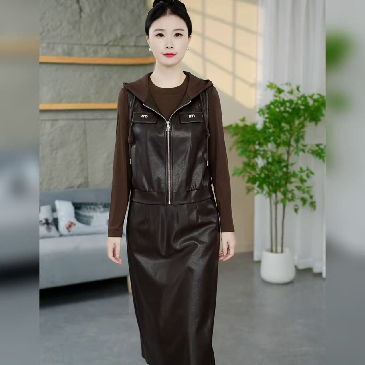2025新款秋季气质高档修身减龄套装显瘦洋气时尚长袖百搭妈妈装