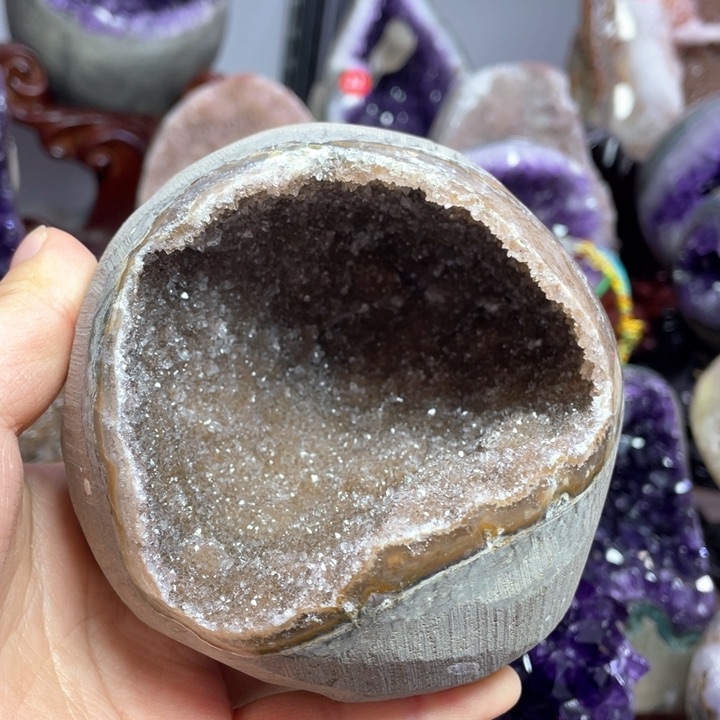 水晶摆件未镶嵌捡漏