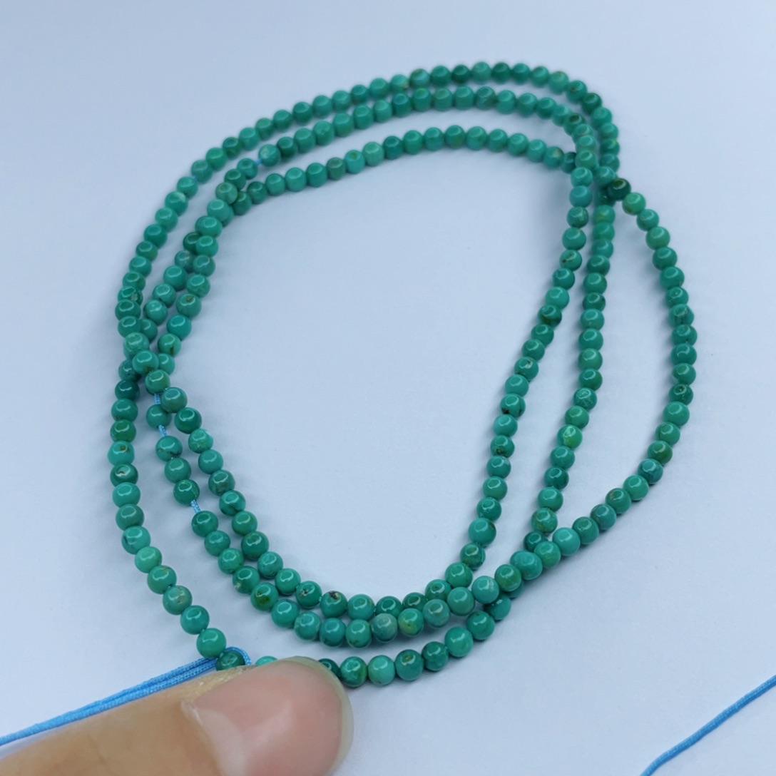 绿松石颈饰未镶嵌