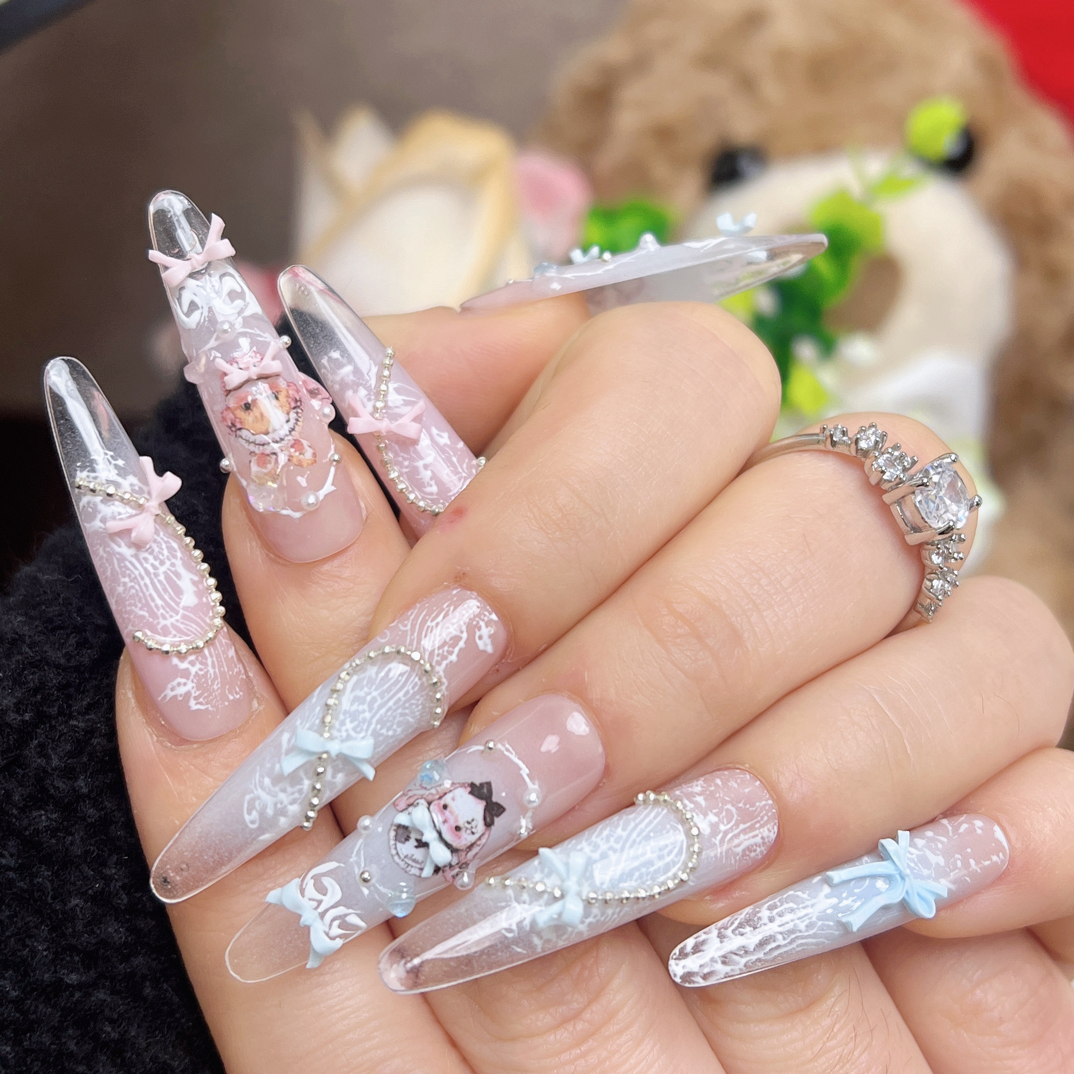 兔兔庄园法式温柔风纯手工穿戴甲高级感水晶蝴蝶结显白立体美甲