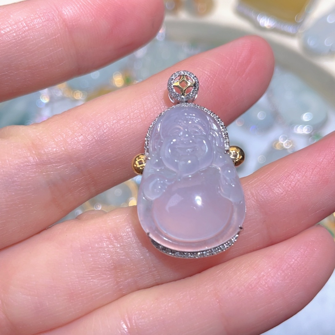 翡翠颈饰18K金镶嵌翡翠