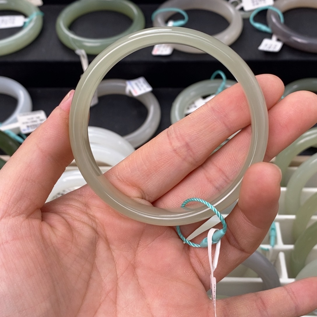 和田玉手镯未镶嵌雪59.60