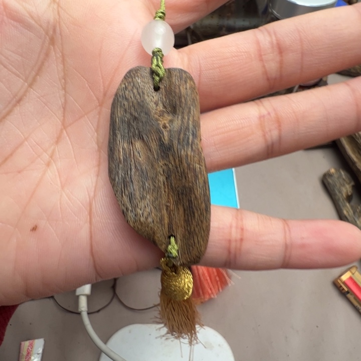 棋楠沉香高油钥匙扣，手机挂件