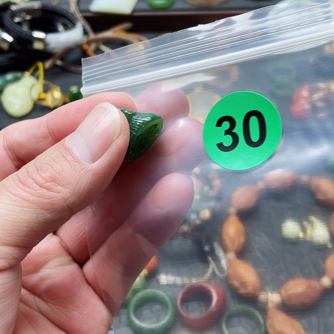 颈饰未镶嵌和田玉素**韵