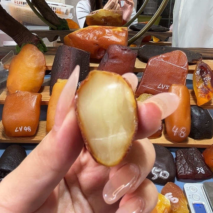 定制琥珀波罗的海琥珀