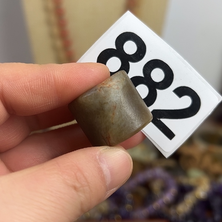 和田玉（糖玉）颈饰未镶嵌