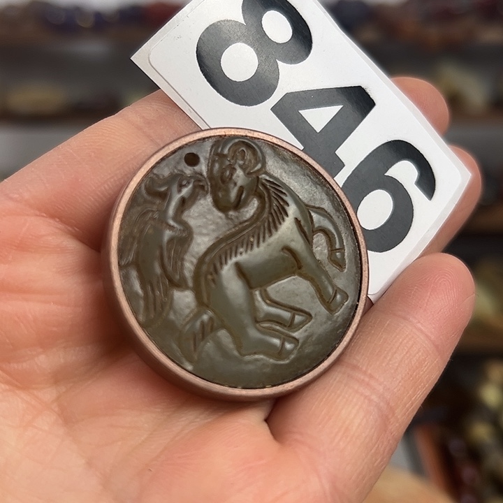 和田玉（糖玉）颈饰未镶嵌