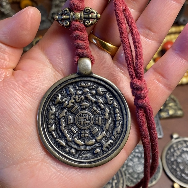 泥塑小元素的设计风格