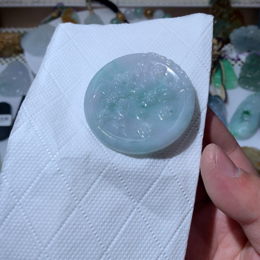 翡翠颈饰未镶嵌天然