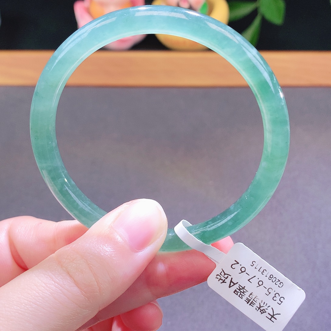翡翠未镶嵌手镯天然翡翠