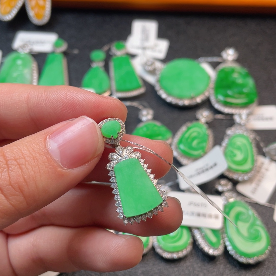 翡翠吊坠(不含链)银S925镶嵌