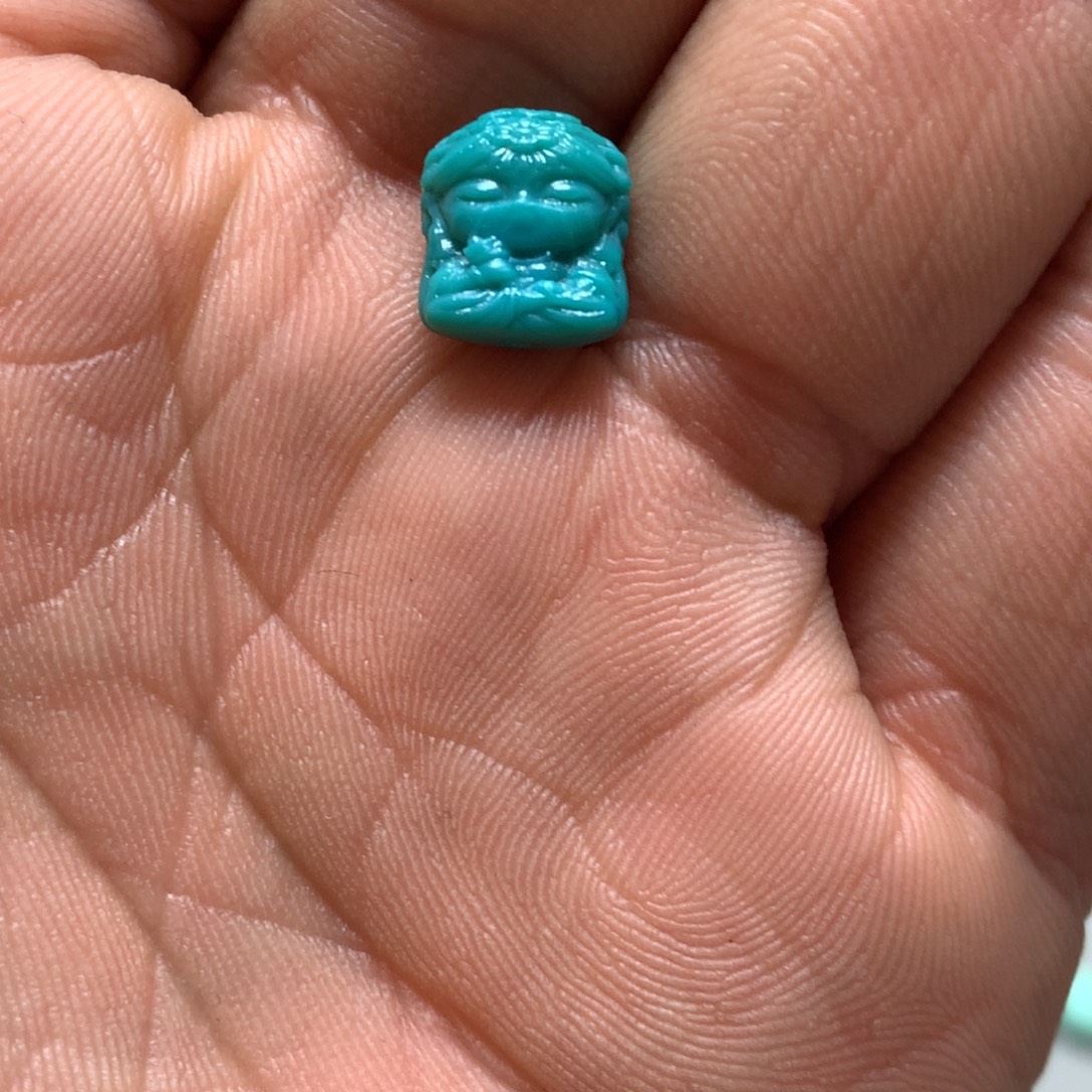 绿松石未镶嵌颈饰