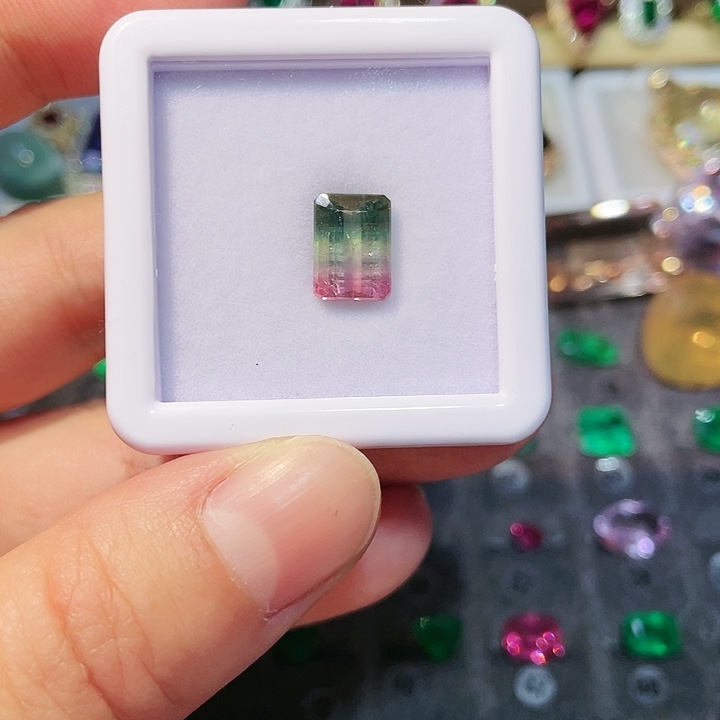 碧玺裸石未镶嵌3.46ct西瓜碧玺