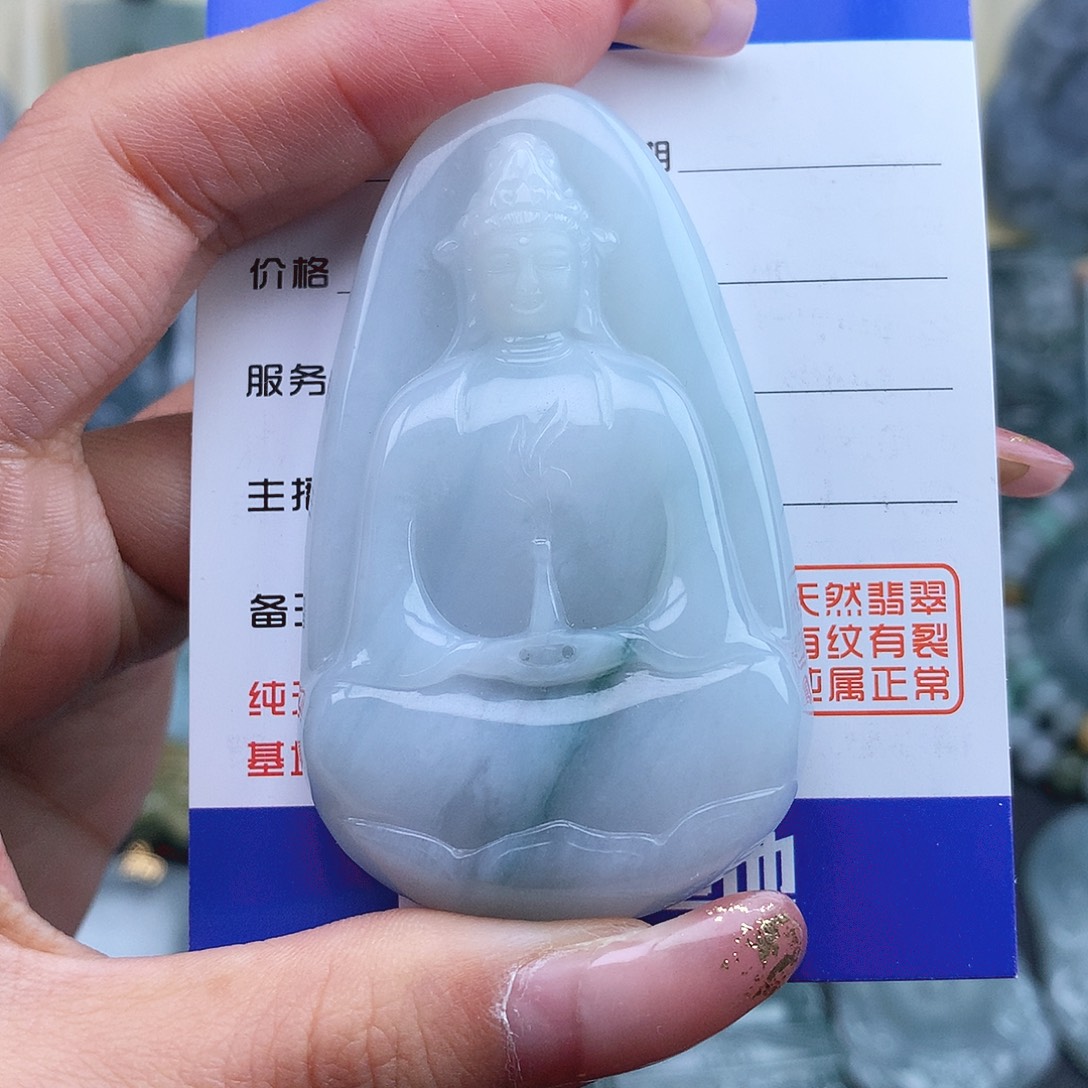 翡翠未镶嵌项链素衣观音