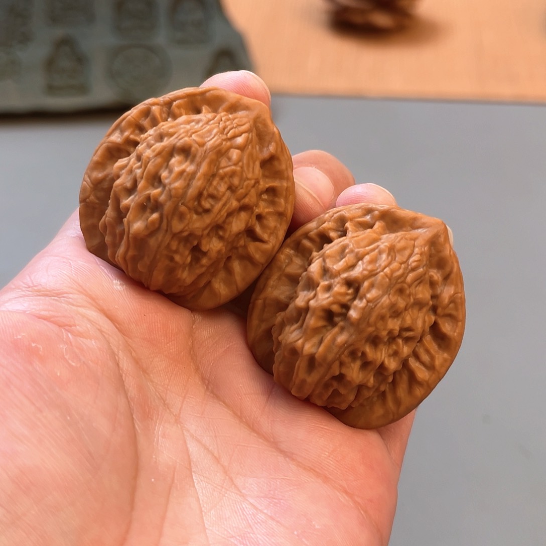 桃核把件38×35尺精修打底西北大红袍XM1098