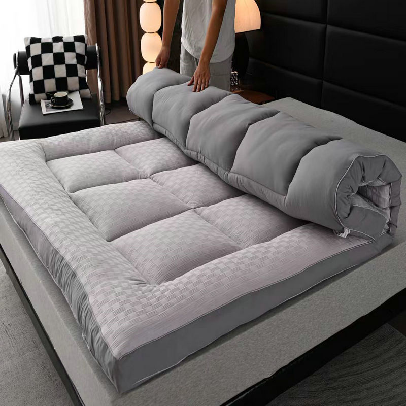 高科技石墨烯抗菌发热羊毛床垫