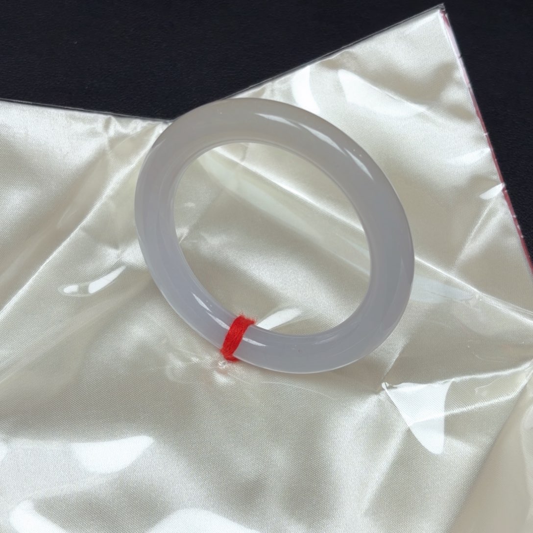 翡翠未镶嵌手镯冰糖雪梨翡翠手镯